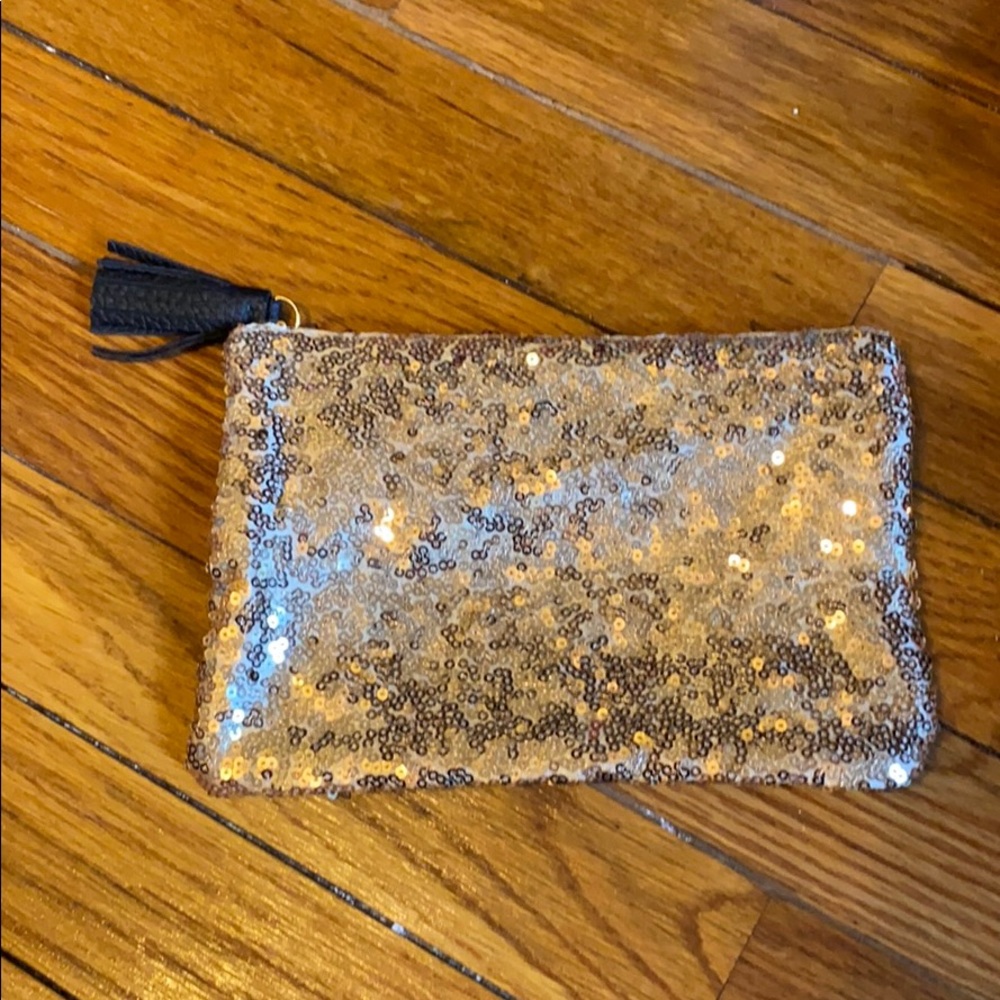 Ipsy makeup bag
